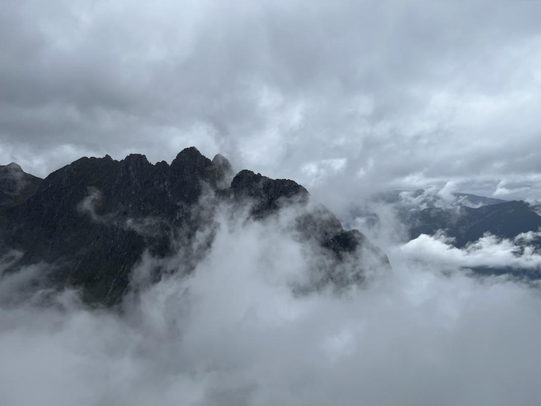 Waxensteine in Wolken